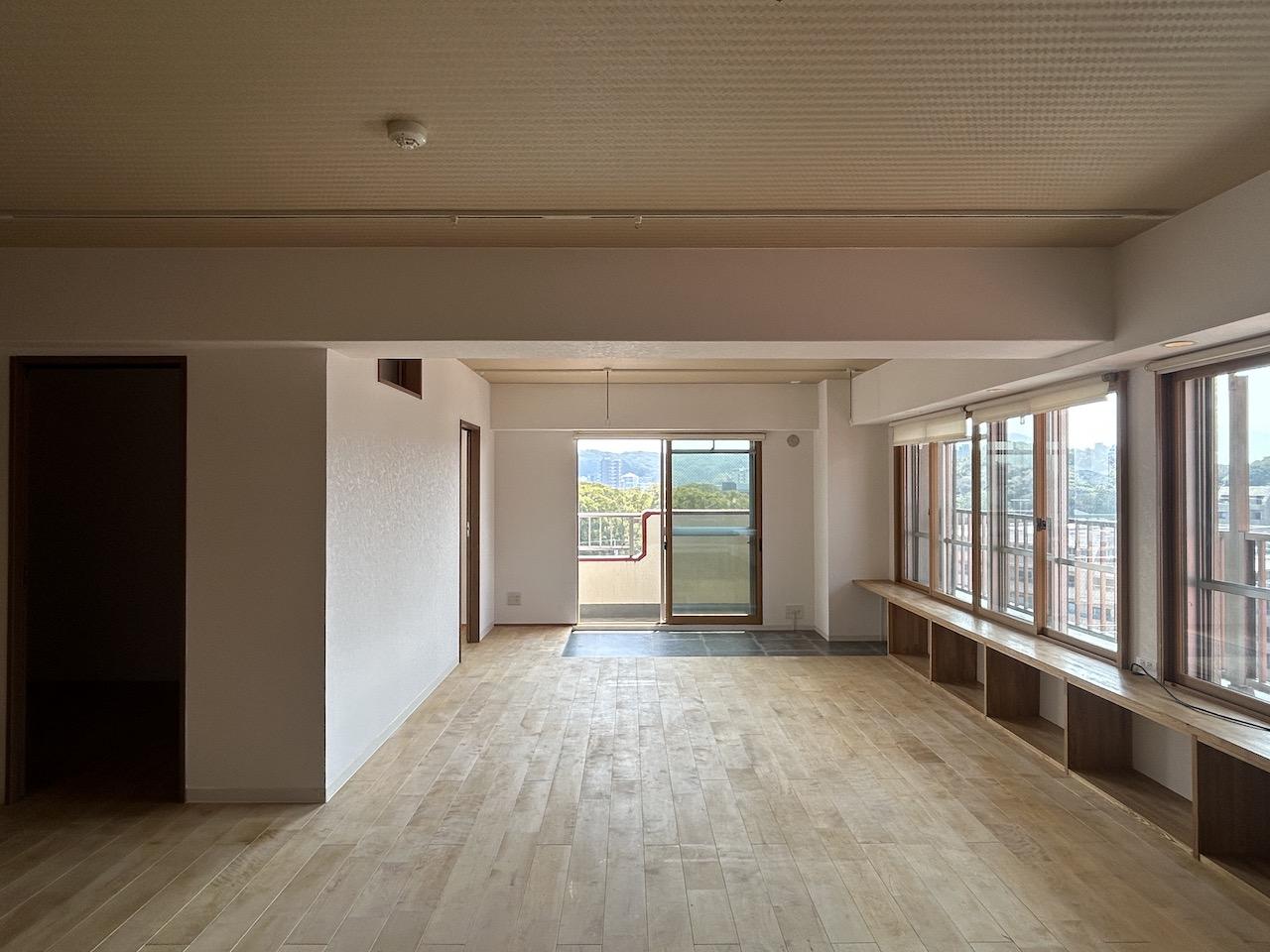 福岡市中央区赤坂の売買物件/ソファやチェストを置いてみたり、いろんなインテリアを楽しめそうです。