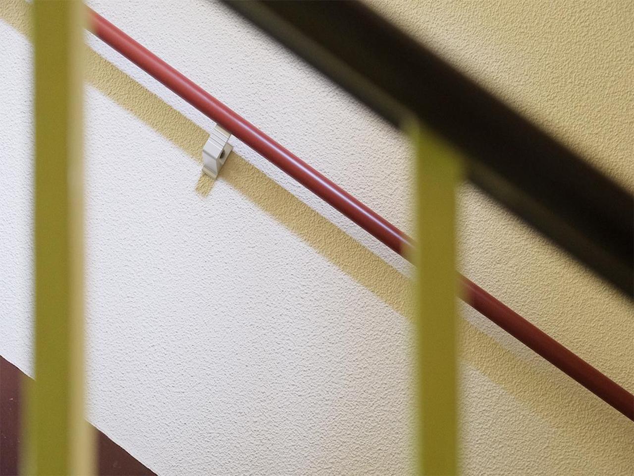 福岡市中央区赤坂の売買物件/手摺りまでエンジ。