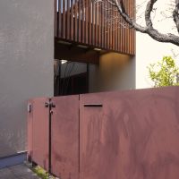 福岡市中央区福浜の売買物件/かっこいいシンプルなデザインのエントランス。