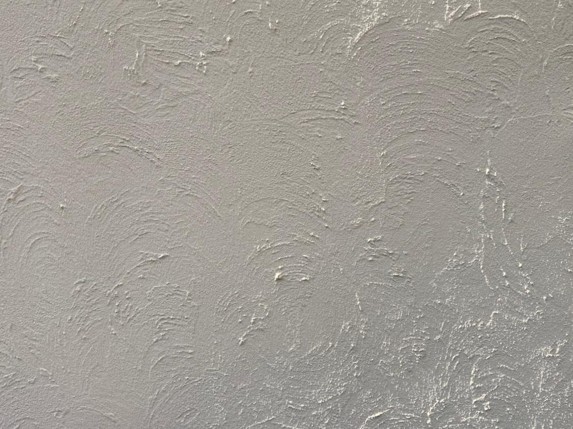 福岡市中央区福浜の売買物件/外壁は、マヂックコートという仕上材の左官仕上げ。耐久性が優れていて、カビなどの汚れの発生を防ぐのだそう。