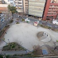 福岡市中央区今泉の賃貸物件/行き交う人を眺めつつまったりと。