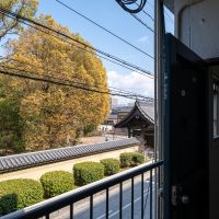 福岡市博多区御供所町の賃貸物件/玄関開けたらすぐお寺。