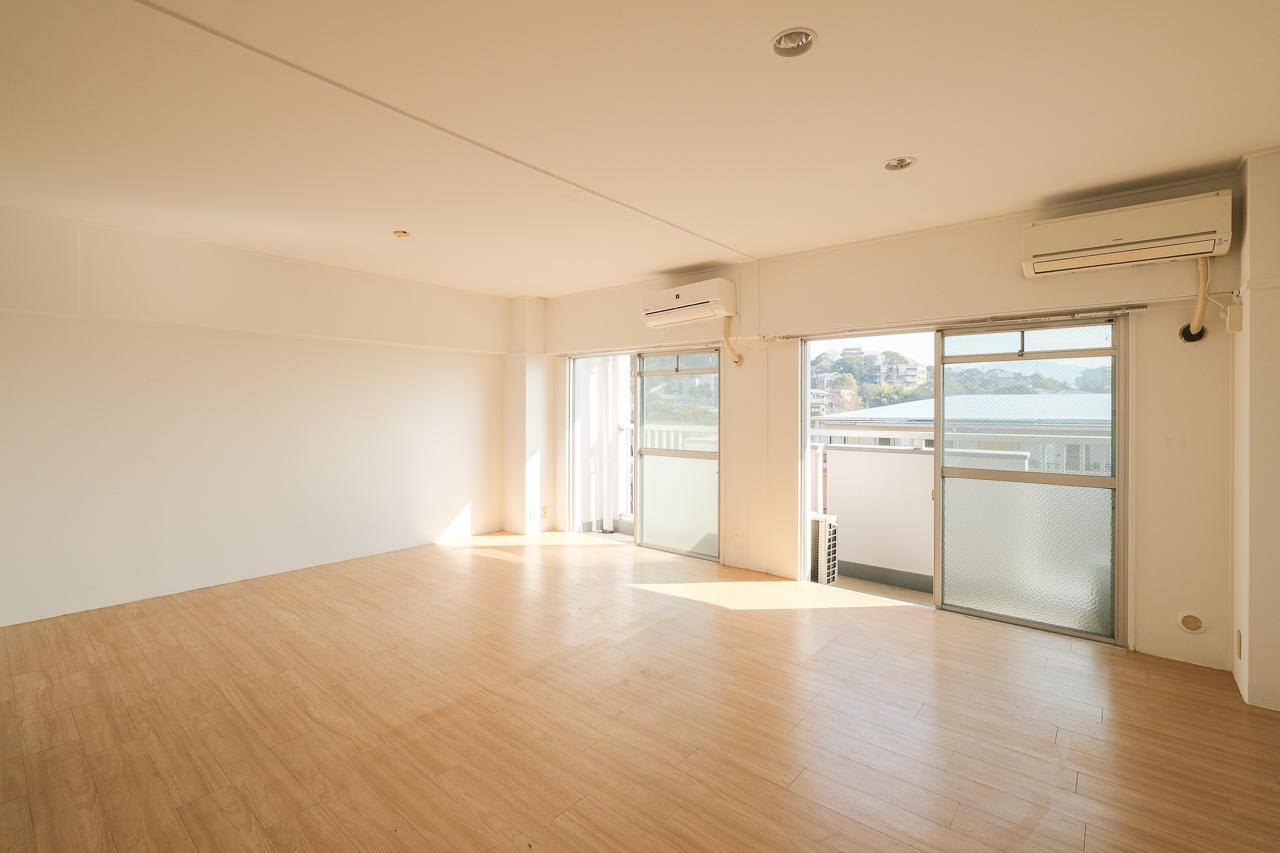 福岡市中央区桜坂の賃貸物件/最上階の角部屋で日当たり良好。