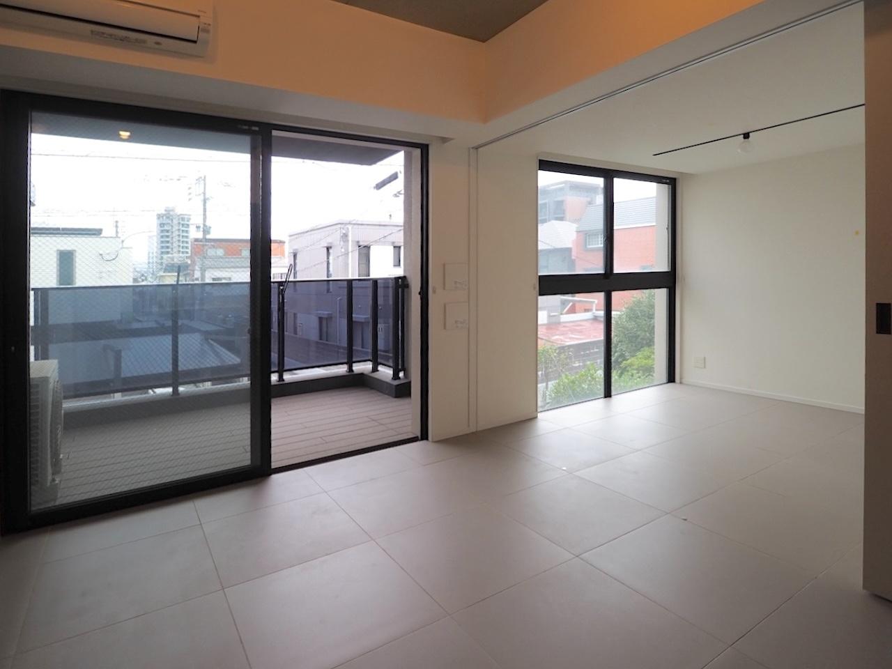 福岡市中央区今川の賃貸物件/奥行きのあるバルコニー。