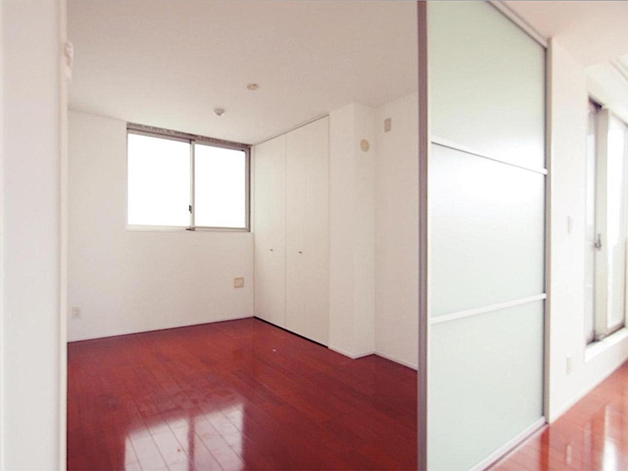 福岡市中央区唐人町の賃貸物件/玄関側洋室。