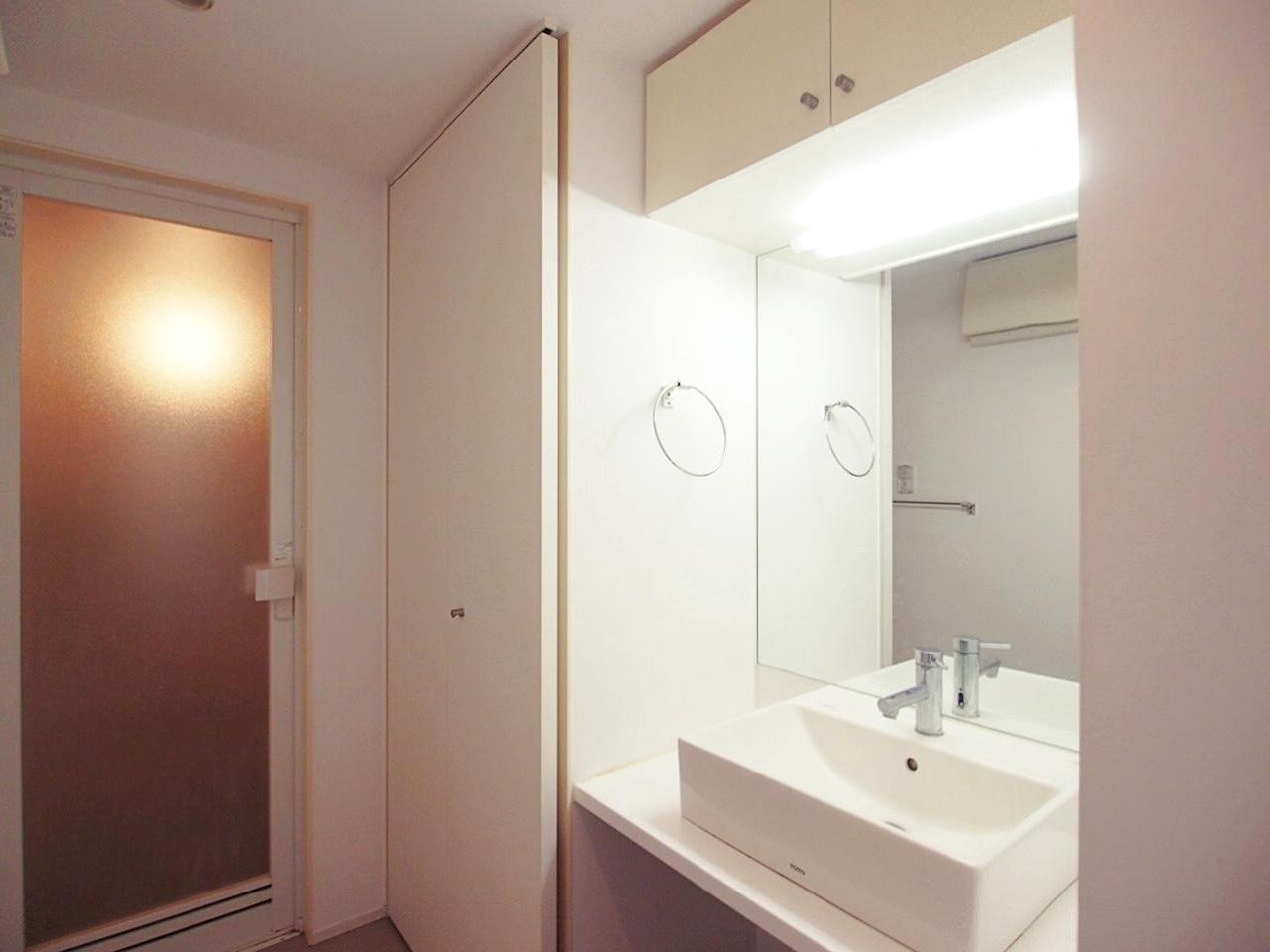 福岡市中央区唐人町の賃貸物件/余裕のある洗面脱衣所。