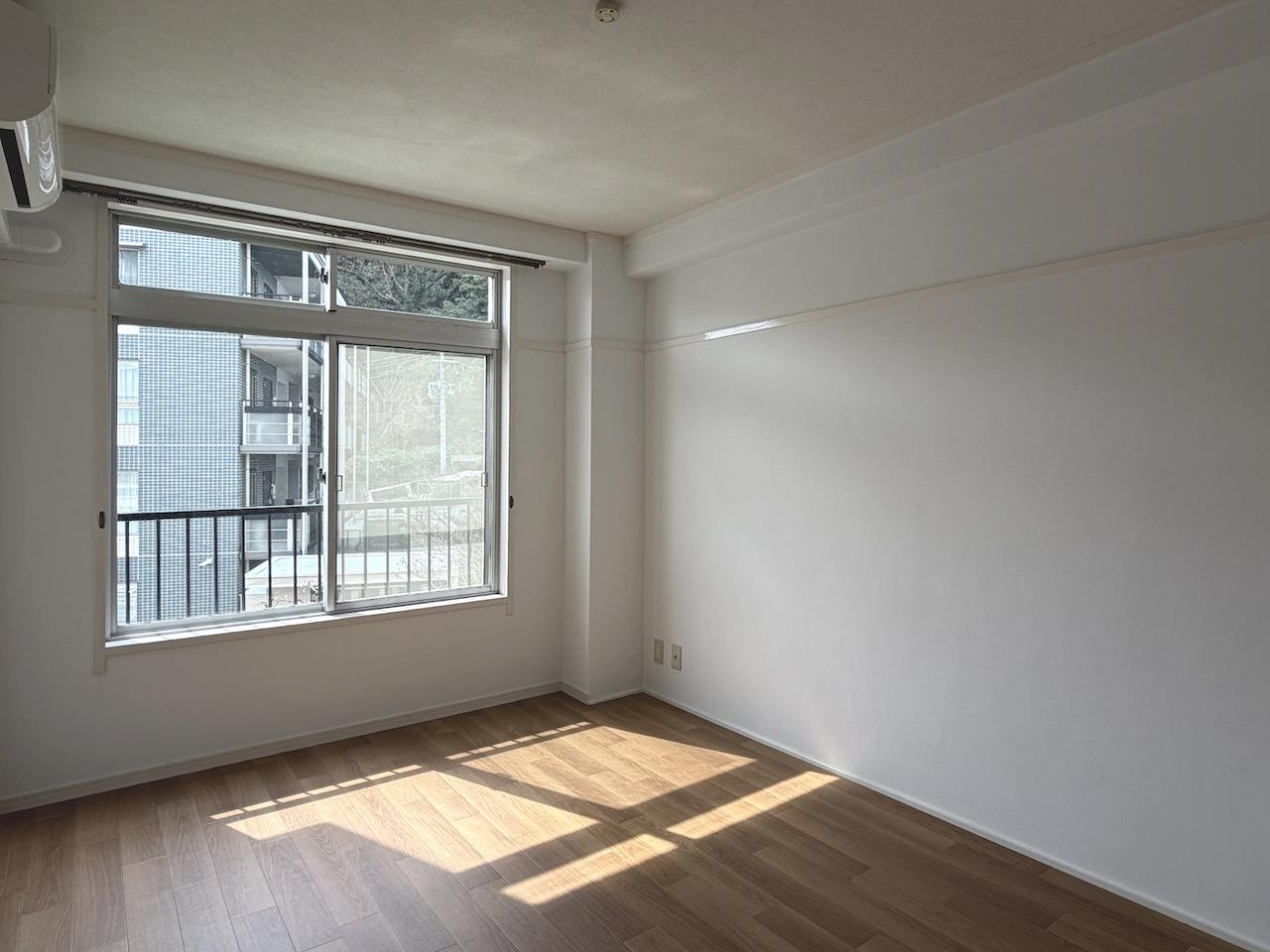 福岡市中央区平尾浄水町の賃貸物件/洋室2。すべての洋室が南向きです。