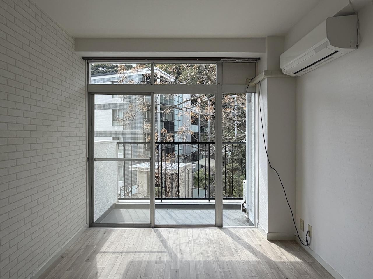 福岡市中央区平尾浄水町の賃貸物件/洋室1。こちらかも緑見えます。