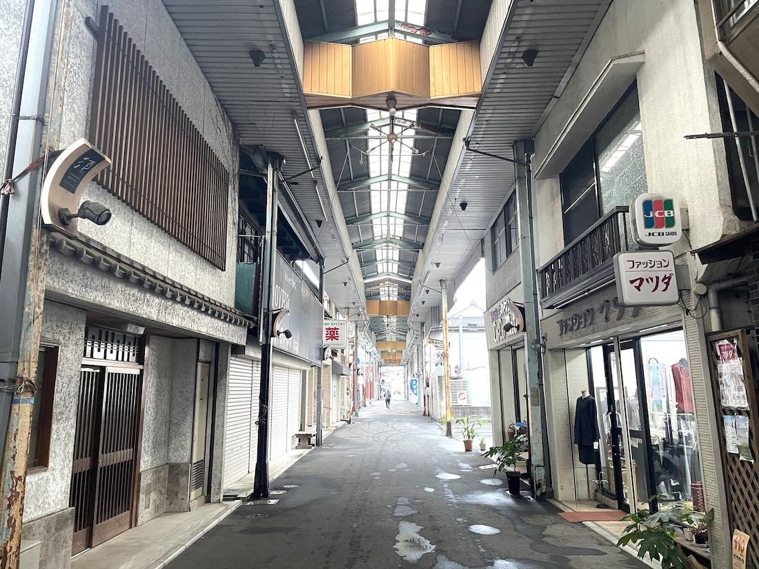 福岡県直方市須崎町の売買物件/本物件のある須崎町商店街。これからどうなっていくか楽しみ。