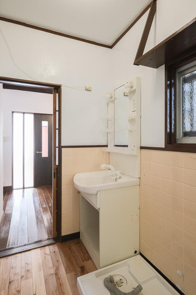 福岡市中央区谷の賃貸物件/水回りは、ちょっとレトロ。