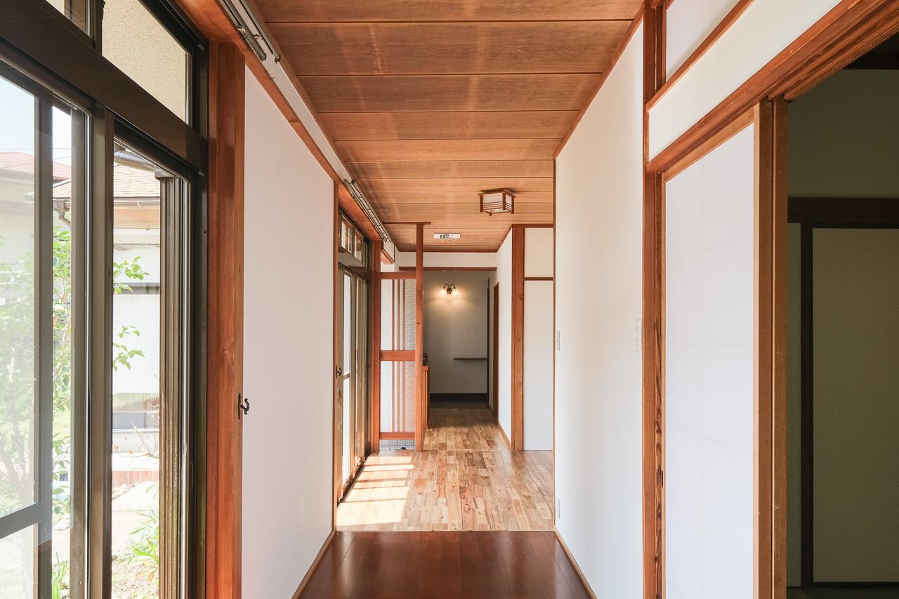 福岡市中央区谷の賃貸物件/どーんと広い廊下、ちょっと贅沢。