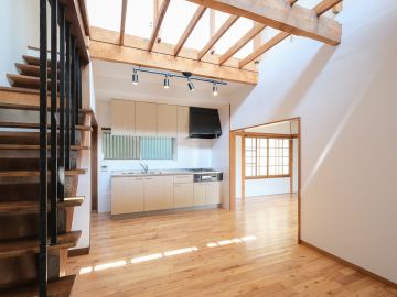 福岡市中央区谷の賃貸物件/2階、抜いてます。