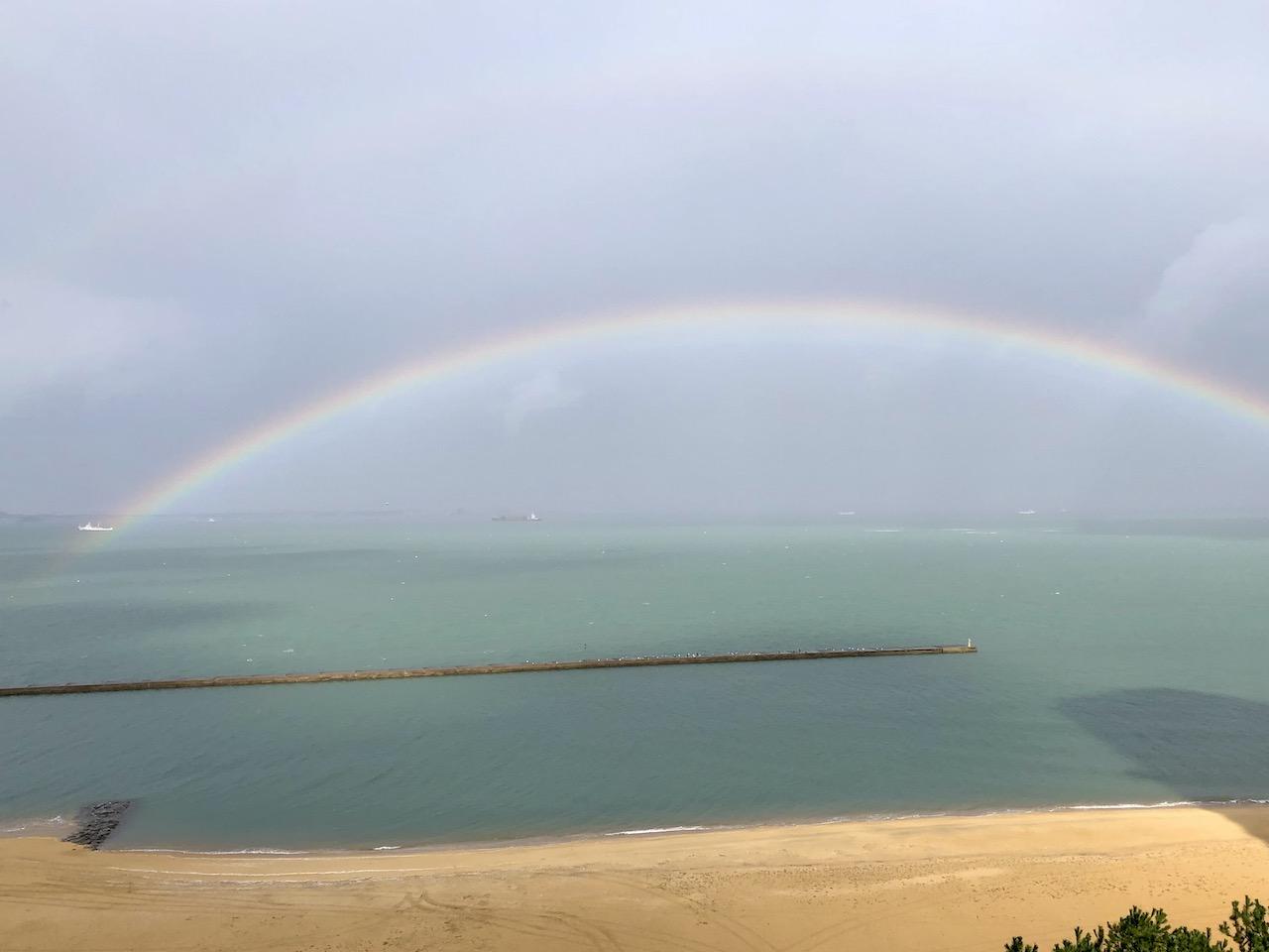 福岡市西区愛宕浜の売買物件/オーナー様からいただいた写真。住みながら、こんな幻想的な光景にも出会えるかも。