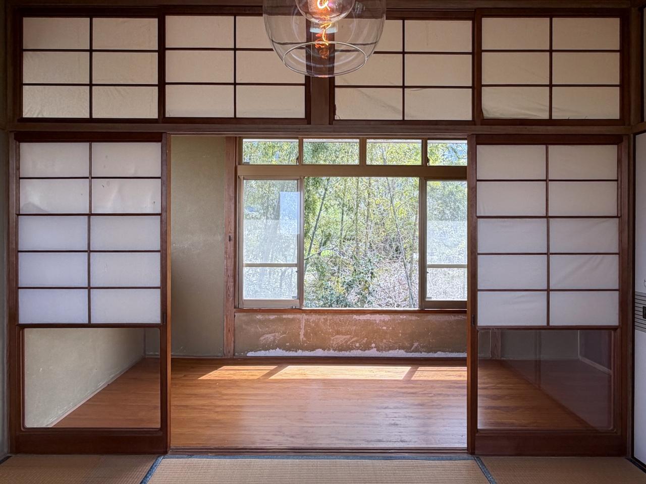 福岡県久留米市草野町の賃貸物件/2階和室。雪見障子。
