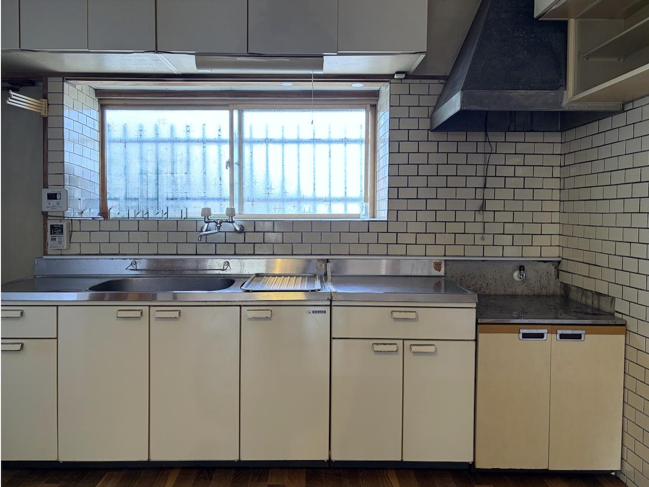 福岡県久留米市草野町の賃貸物件/大きめのキッチン。