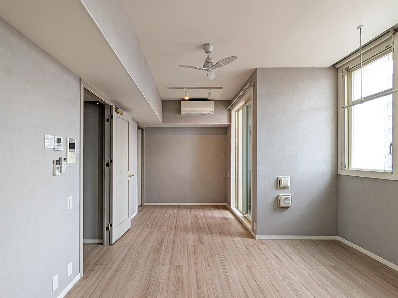 福岡市博多区東比恵の賃貸物件/天井にはシーリングファン付き。