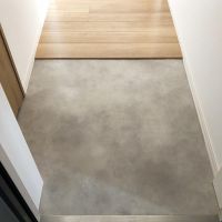 福岡市東区水谷の賃貸物件/土間風の玄関。