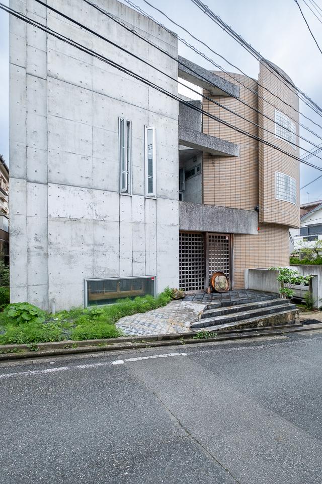 福岡市中央区六本松の賃貸物件/あらためて、外観。