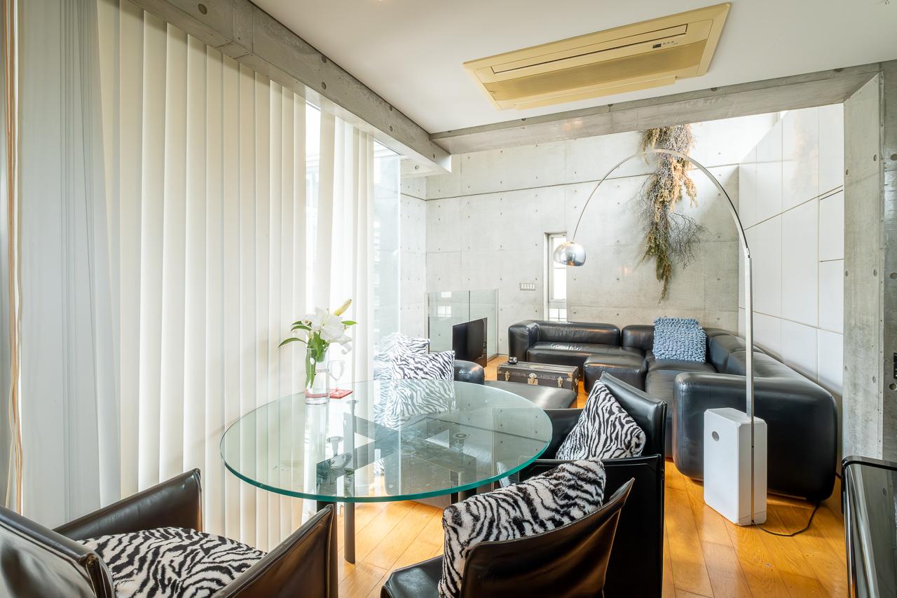 福岡市中央区六本松の賃貸物件/この席、長居しちゃいそう。