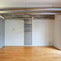 福岡市中央区薬院の賃貸物件/棚板の位置を自由に変更できます。