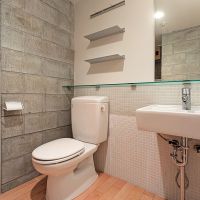 福岡市中央区薬院の賃貸物件/洗面、トイレ、脱衣所は同じスペースにまとまっています。