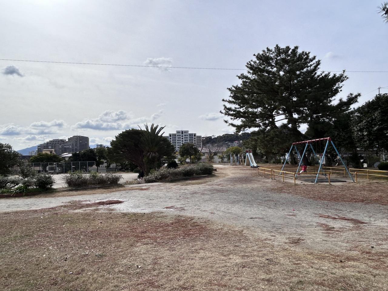 福岡市西区豊浜の賃貸物件/目の前には豊浜公園があります。