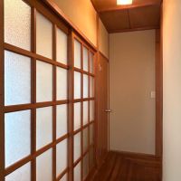福岡市城南区田島の賃貸物件/引き戸の建具が懐かしい。
