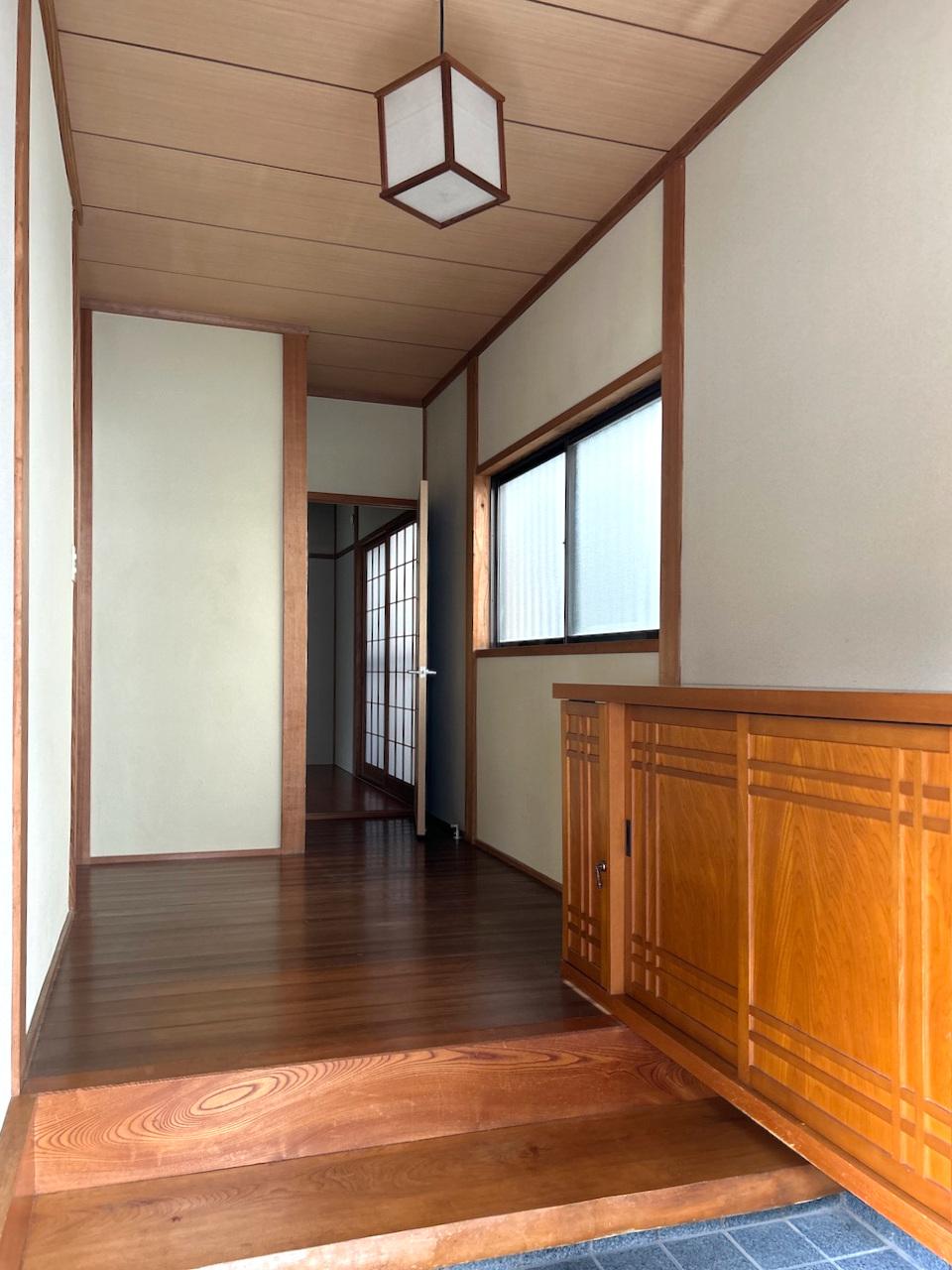 福岡市城南区田島の賃貸物件/広々とした玄関。