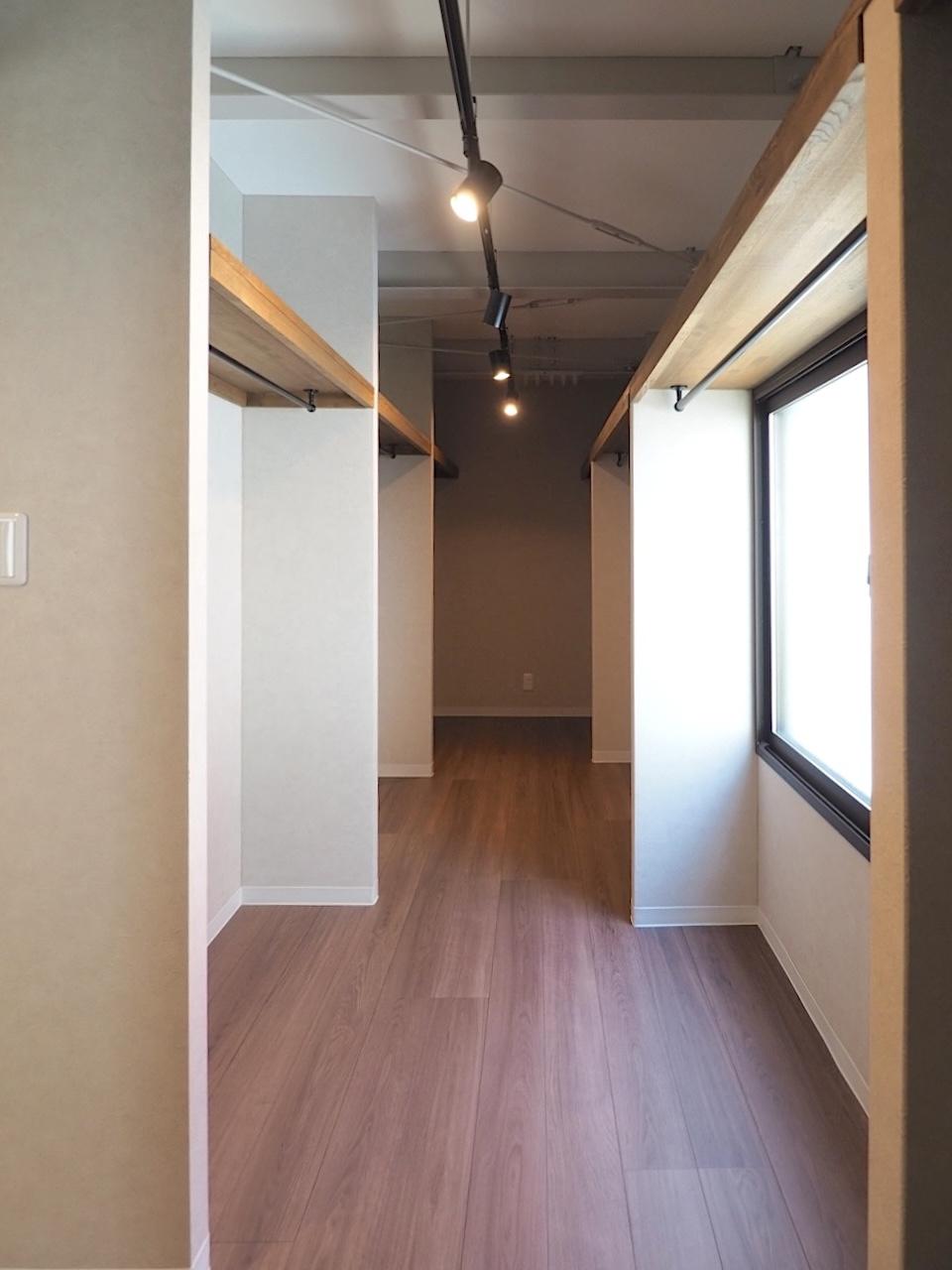 福岡市博多区住吉の賃貸物件/大容量ウォークインクローゼット。