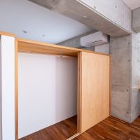 福岡市早良区西新の賃貸物件/LDKにクローゼットがあります。ポールまで木製なんです。