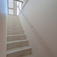 春日市春日原北町の賃貸物件/雰囲気のある階段。