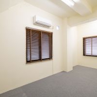 福岡市中央区天神の賃貸物件/窓枠は２重サッシになっています。