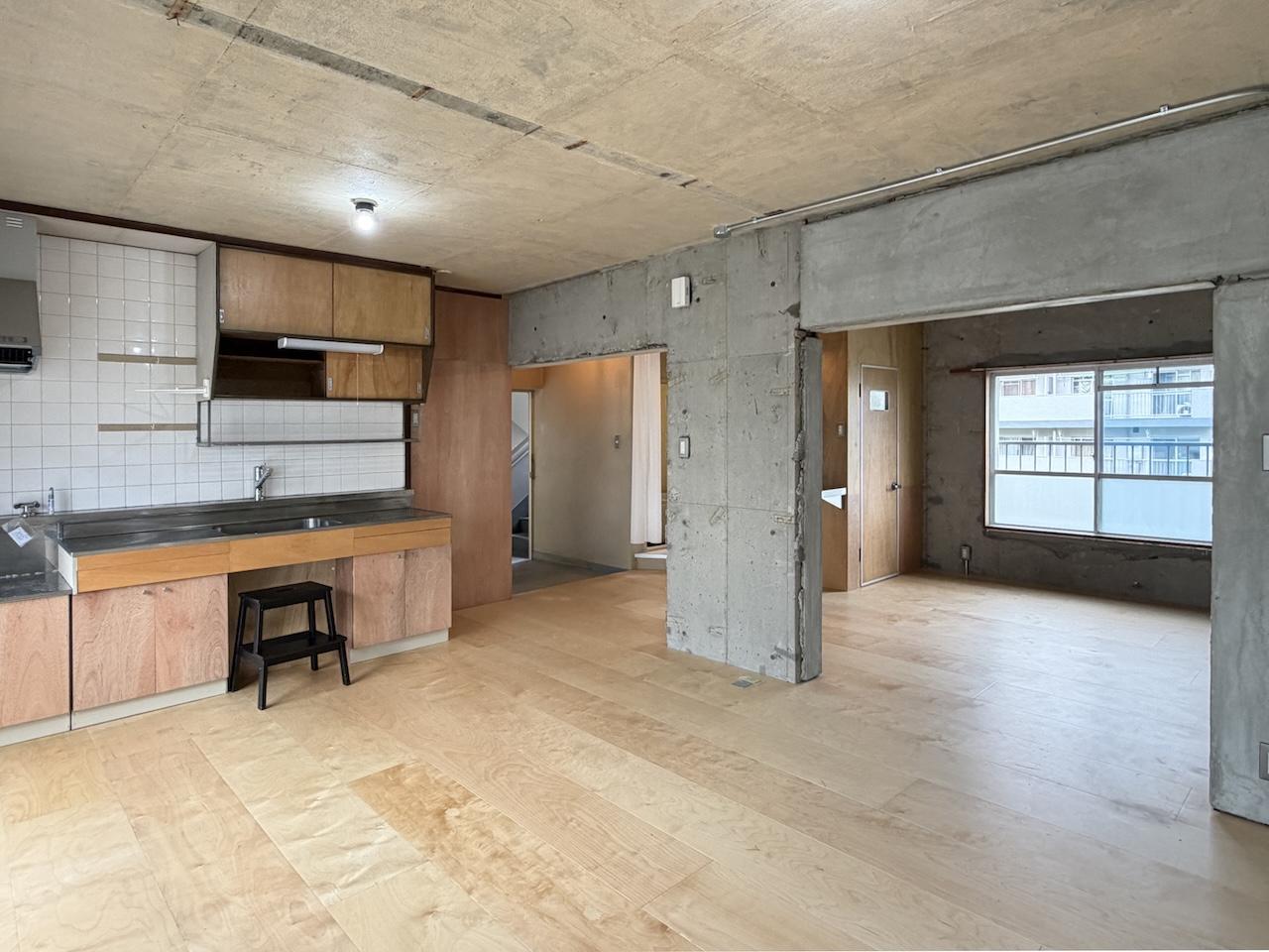 福岡市城南区東油山の賃貸物件/荒々しいようで、どこか柔らかいお部屋。