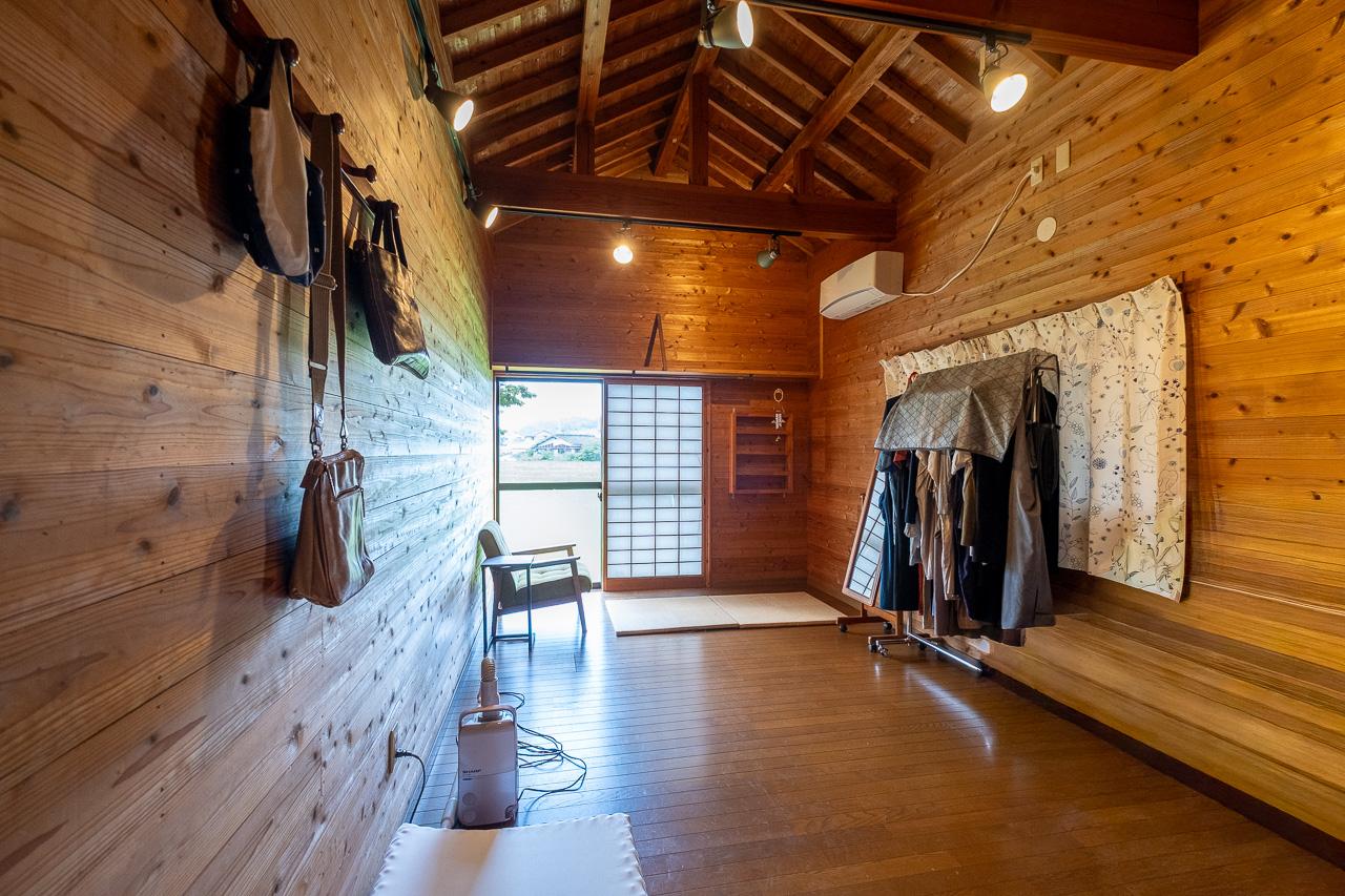 佐賀県西松浦郡有田町黒川の売買物件/厨房の奥には、こんな部屋が。休憩室のも良さそう。