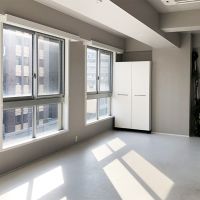 福岡市中央区平尾の賃貸物件/奥にあるのが可動式クローゼット。間取りの変更に使ってみてください。