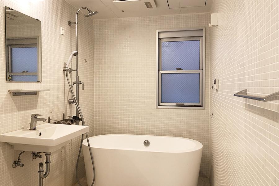 福岡市中央区平尾の賃貸物件/バスルーム。トイレ、洗面と同空間になります。