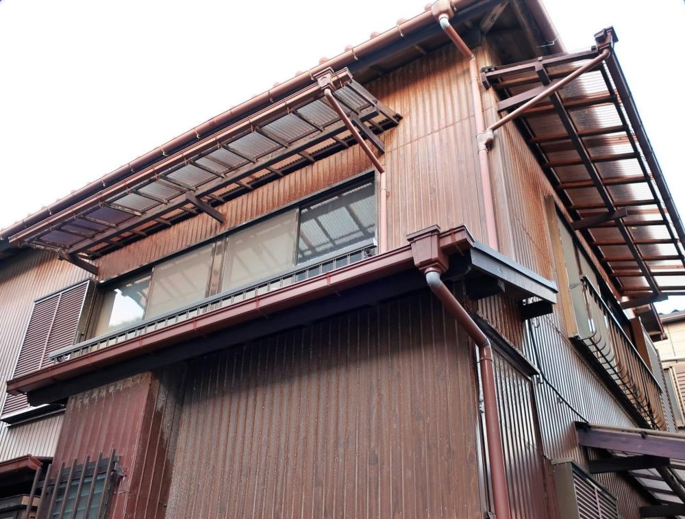 外観|建物西側より