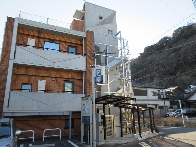 山の緑にも意外と近い坂ノ下エリア