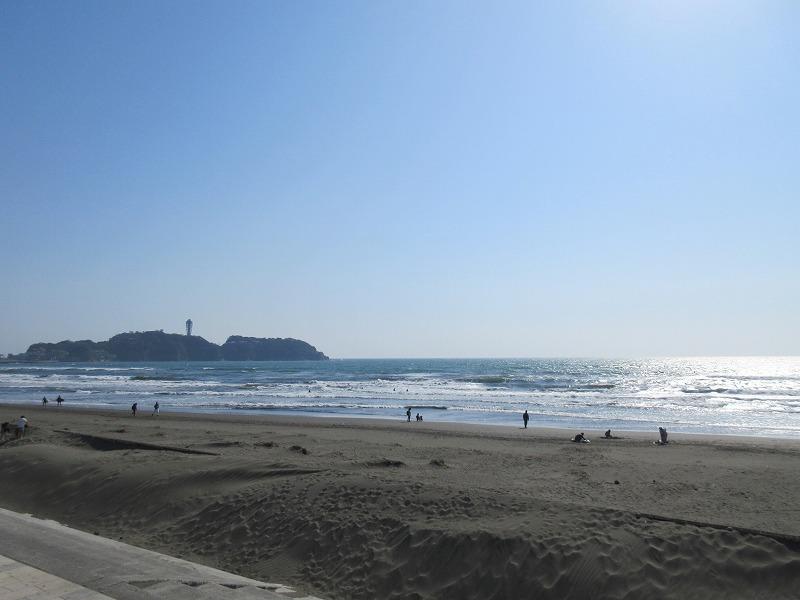 周辺|鵠沼海岸の海までは徒歩2分ほど