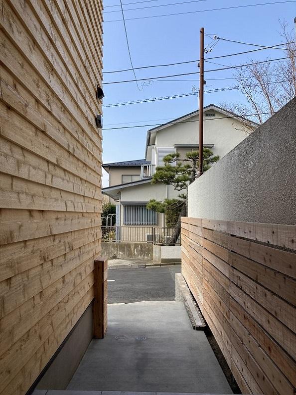 鎌倉市津の賃貸物件/アプローチ｜