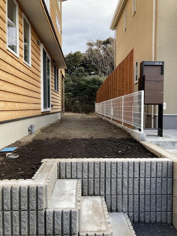 鎌倉市津の賃貸物件/外構｜