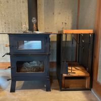 鎌倉市山崎の賃貸物件/土間にあるストーブは料理にも