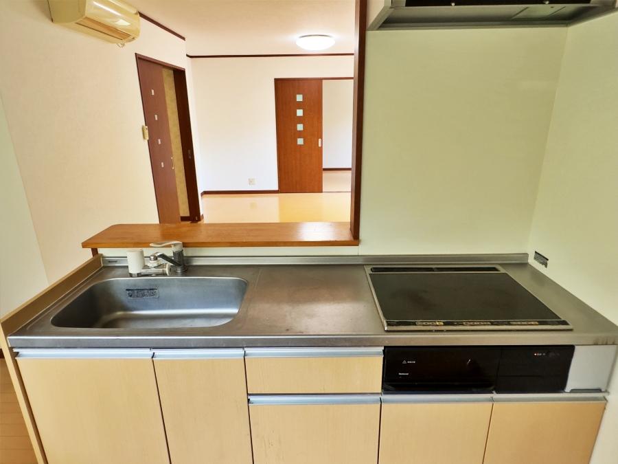 逗子市山の根二丁目の賃貸物件/キッチン｜IHコンロのついた調理しやすそうなキッチン