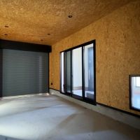 鎌倉市稲村ガ崎一丁目の賃貸物件/ガレージ｜窓から差し込む光に浮かび上がる様は神秘的にすら感じます