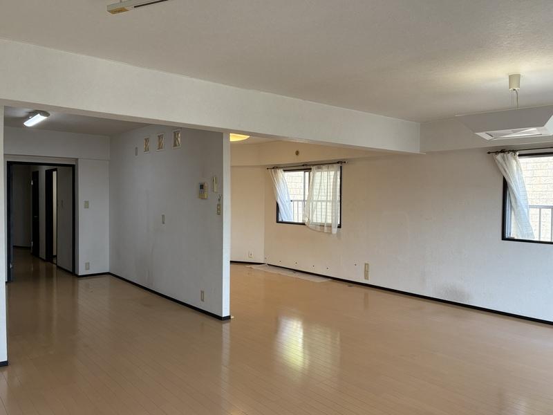 逗子市久木五丁目の売買物件/ワンルーム的な使い方が良さそうですね