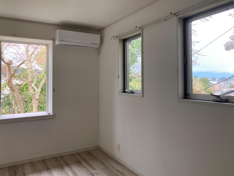 鎌倉市山ノ内の賃貸物件/2面採光で清々しいです