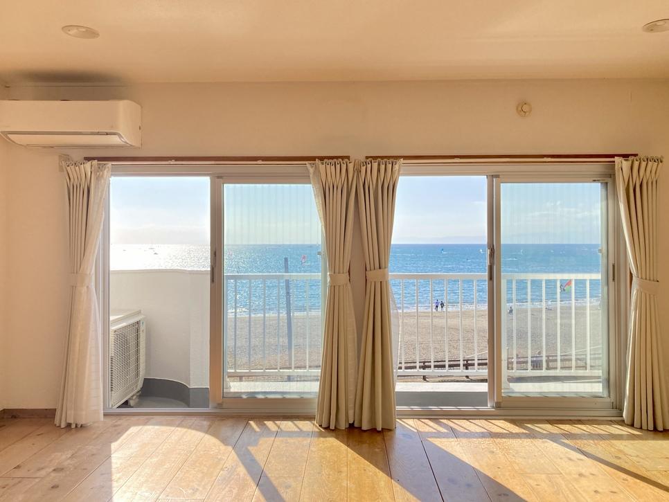 逗子市新宿二丁目の賃貸物件/水平線がきれいに見える。曇った日もそれはそれで良いはず