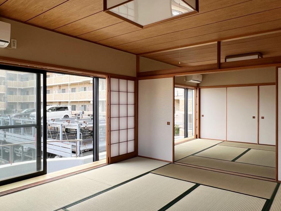 藤沢市片瀬海岸三丁目の賃貸物件/3階和室は合宿の雑魚寝を思わせます。なんだかウキウキ
