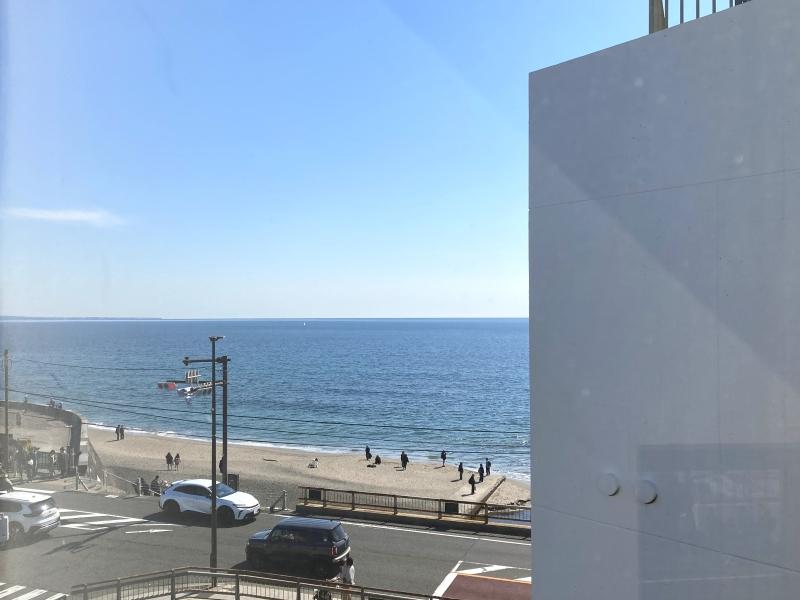 鎌倉市七里ガ浜一丁目の賃貸物件/窓からの海