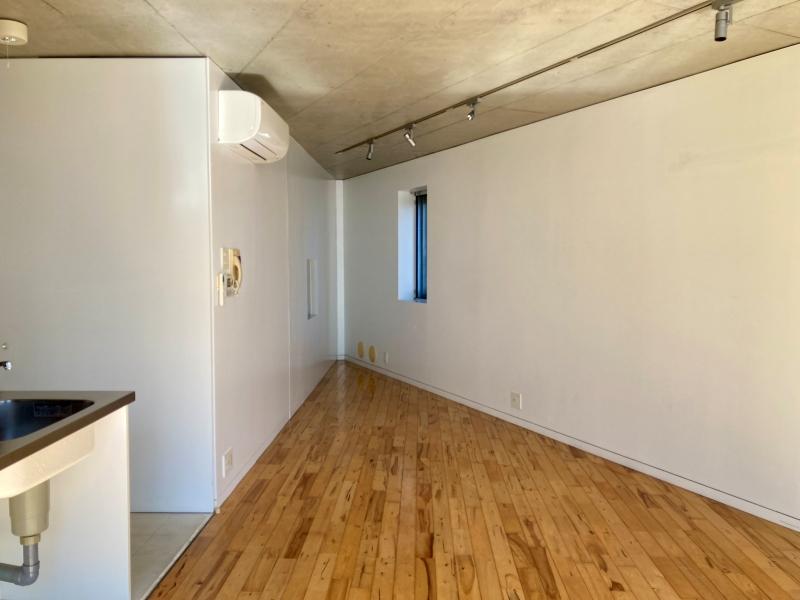 鎌倉市七里ガ浜一丁目の賃貸物件/三角形の角の部分をどうしようか